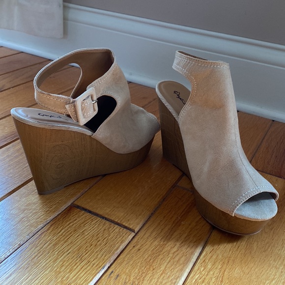 Tan suede like wedge sandals. - Picture 2 of 3